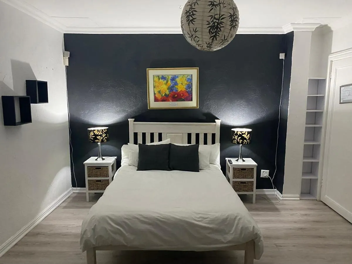 Bed and Breakfast The Magic Manor Plattekloof