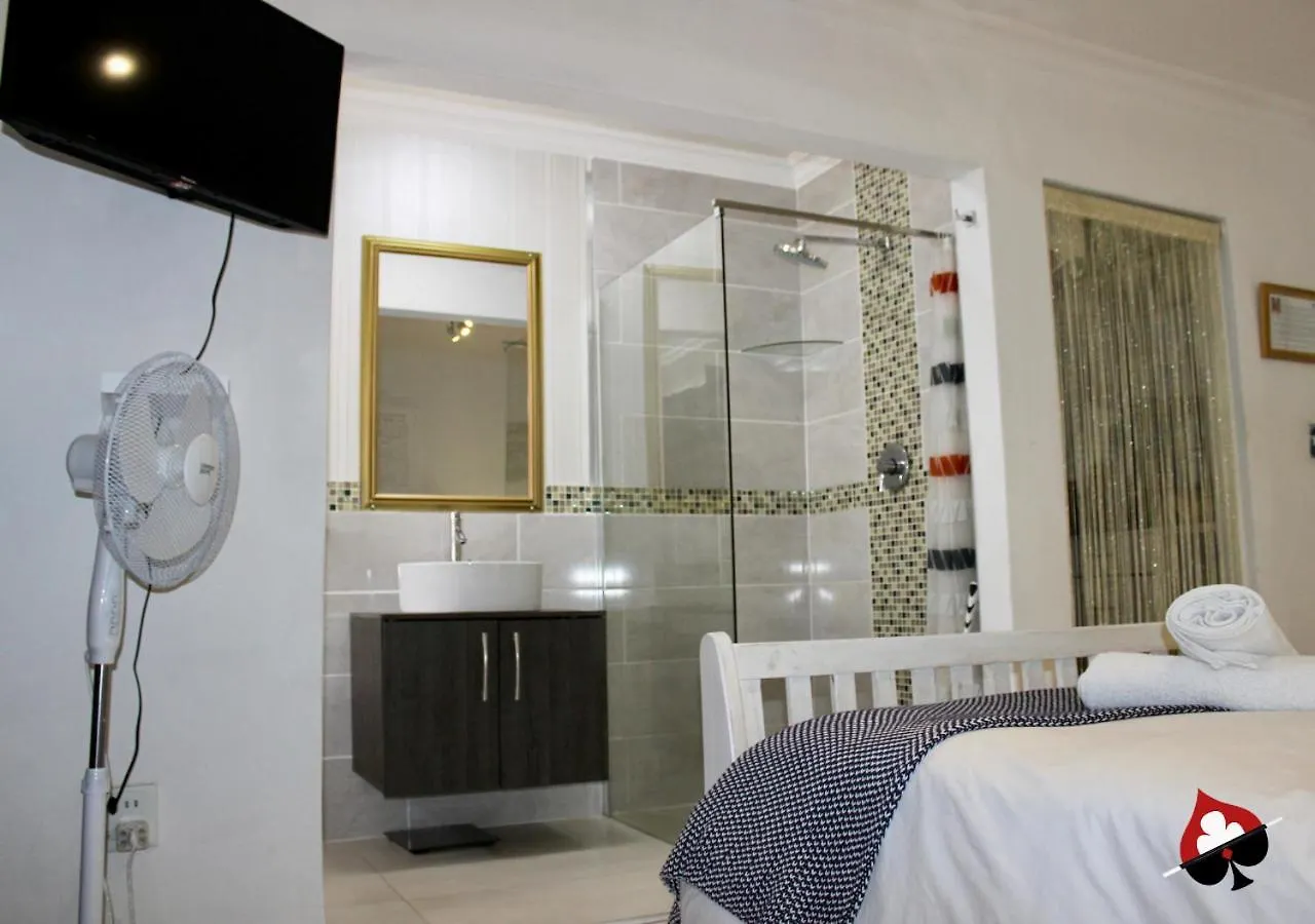 Bed and Breakfast The Magic Manor Plattekloof
